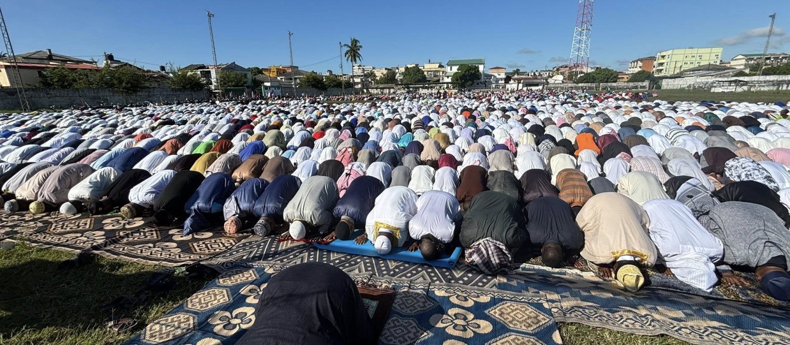 Quelimane reuniu fiéis no Campo do Sporting para celebrar o fim do mês sagrado