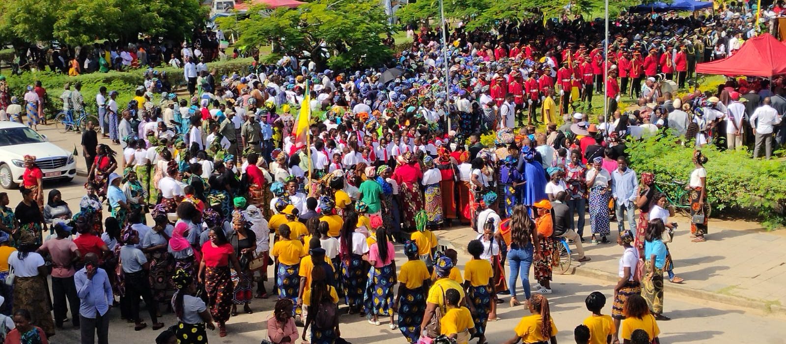 Manuel de Araújo rende homenagem ao vigor e resiliência das Mulheres de Quelimane